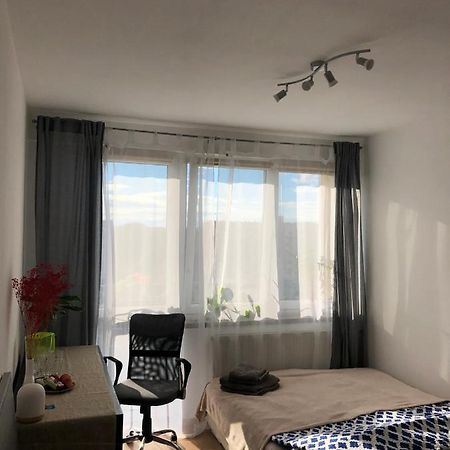 M&B Pokoj Przy Rondzie Daszynskiego ワルシャワ エクステリア 写真